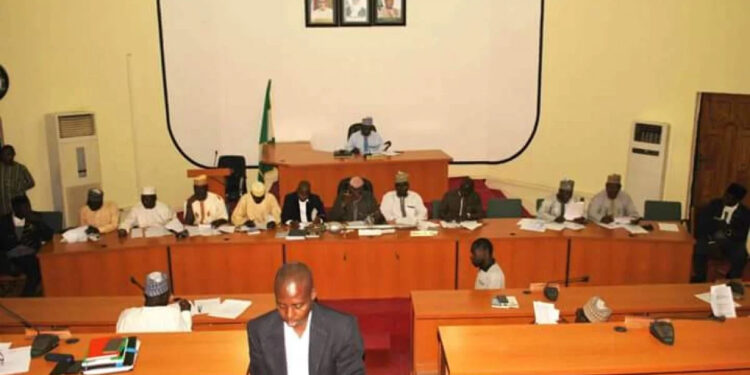 Niger Assembly Blasts State Government For Lack of Transparency, Others