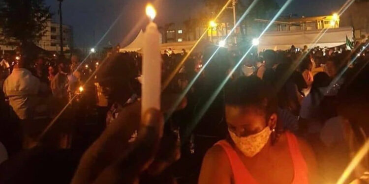 Photos #ENDSARS protesters hold candle light service in honour of lives that have been lost to the Extra-judicial killings of SARS officers.