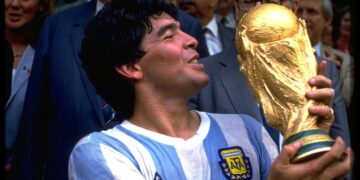 Past and present soccer stars mourns Diego Maradona