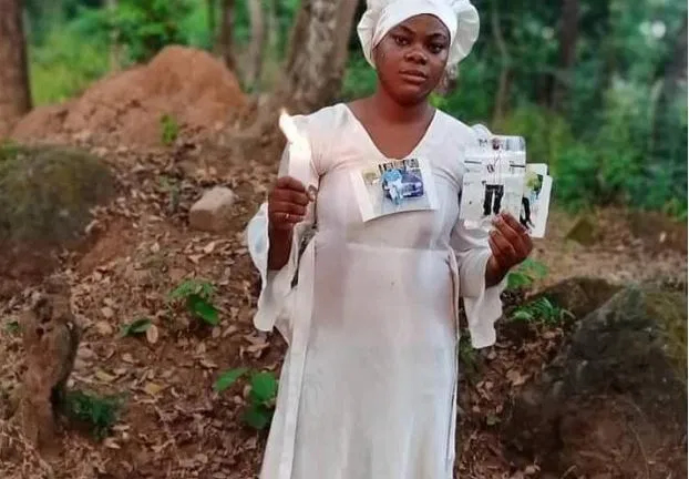 Photos: Die Hard Fan Of Hushpuppi Prays For His Release on Unknown Mountain