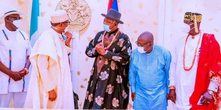 Buhari with Ijaw leaders