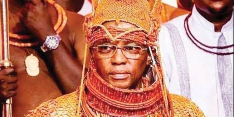 Obaseki and I agree to house returning looted artifacts in palace museum - Oba of Benin