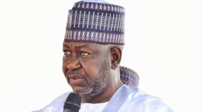 FG Refunds N143bn to Five States for Road Construction