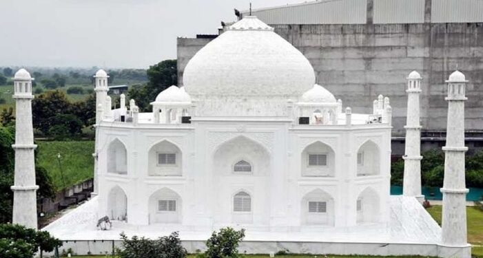 India Husband Builds Taj Mahal Replica Home For Wife In Show Of Love