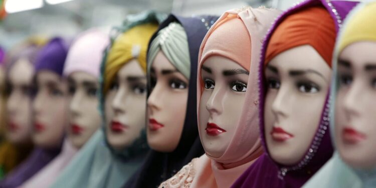 Taliban Order Afghan Shop Owners To Behead Mannequins