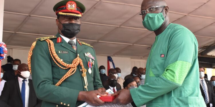 Liberian President Awards Nigerian Army Officers For Exemplary Service