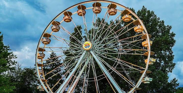 Taliban Ban Women From Parks And Funfairs In Afghan Capital