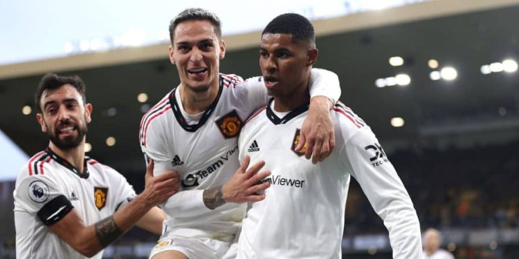 Marcus Rashford leads Manchester teammates in celebration