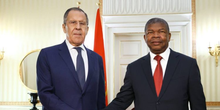 Russian Foreign Minister Sergey Lavrov (L) meets with Angola's President Joao Lourenco in Luanda on January 25, 2023. PHOTO: Africanews