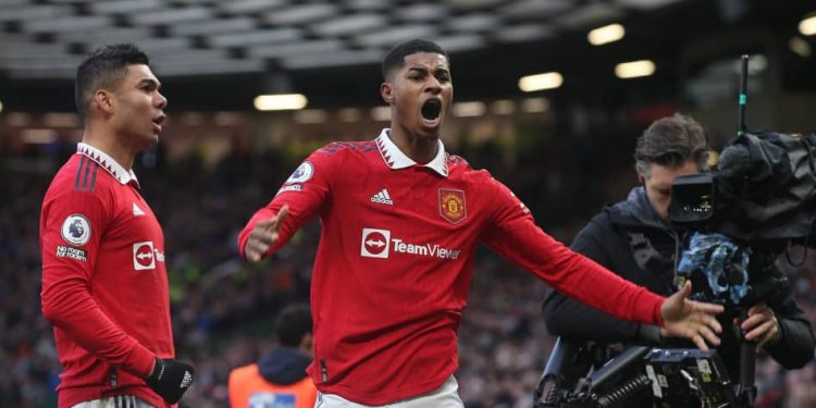 Marcus Rashford leads Manchester United teammates in celebration