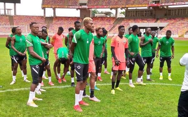 Nigeria U23 team in a training session