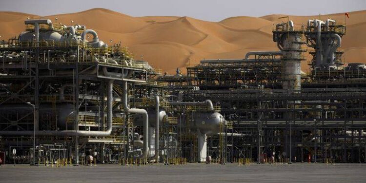 Processing equipment operates at the Natural Gas Liquids facility at Saudi Aramco's Shaybah oilfield in the Rub' al-Khali desert in Shaybah, Saudi Arabia [File: Simon Dawson/Bloomberg]