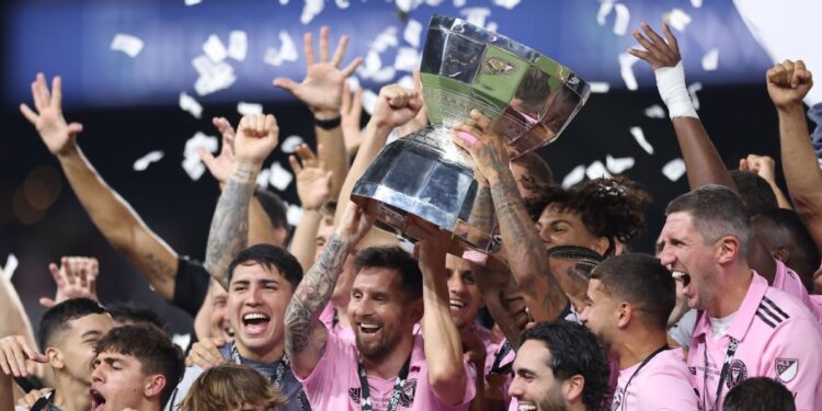 Messi lifts League Cup with Inter Miami teammates