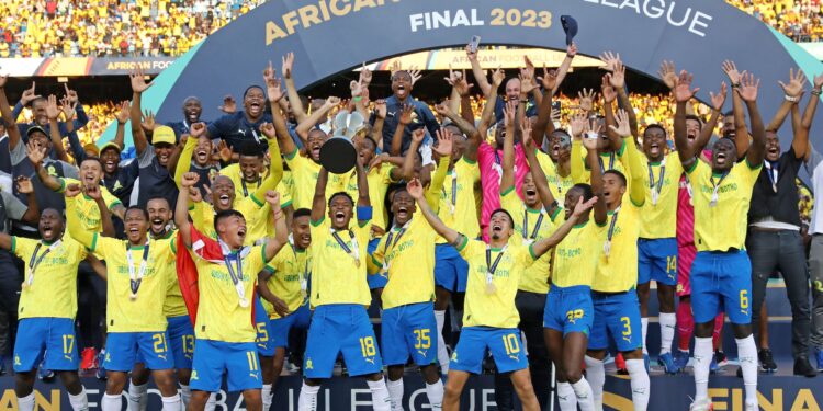 Sundowns players celebrates lifting the trophy during the African Football League 2023 Final match between Mamelodi Sundowns and Waydad at the Loftus Stadium, Pretoria on the 12 November 2023 ©Muzi Ntombela/BackpagePix