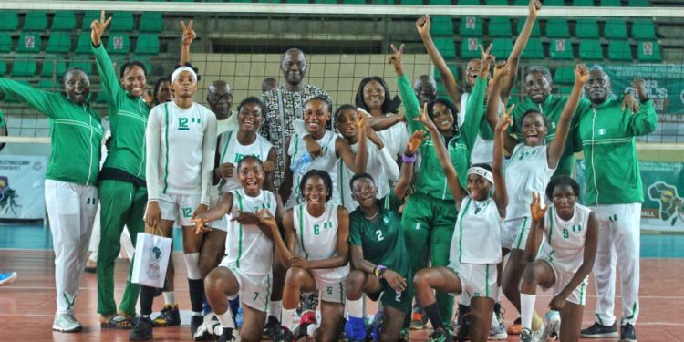 Nigerian Women Volleyball team celebrate